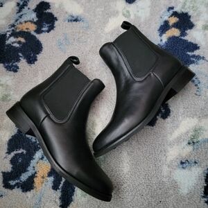 Thursday Duchess Boot in Black size 7.5
